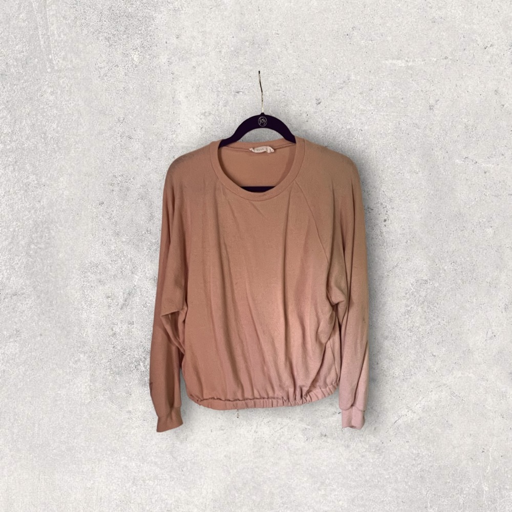 ULTRA SOFT Lush long sleeve pullover with elastic waistband